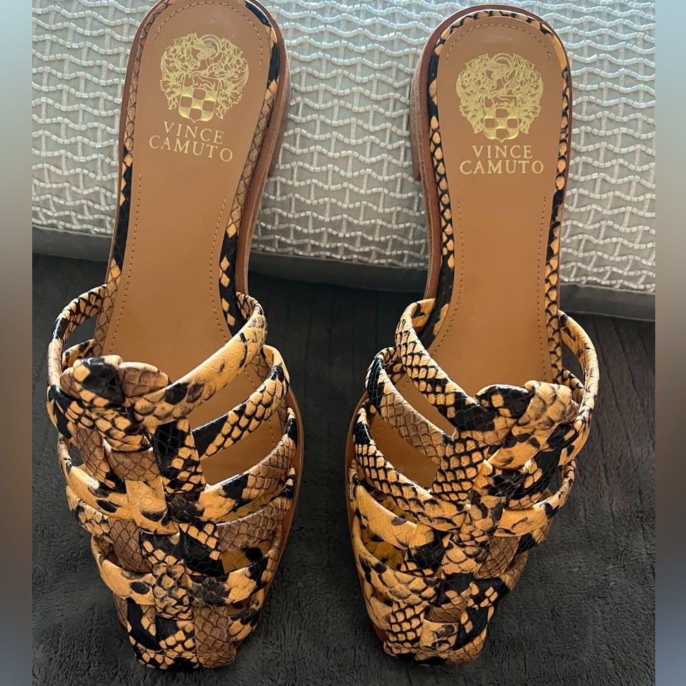 Vince Camuto Cage Sandals Tan